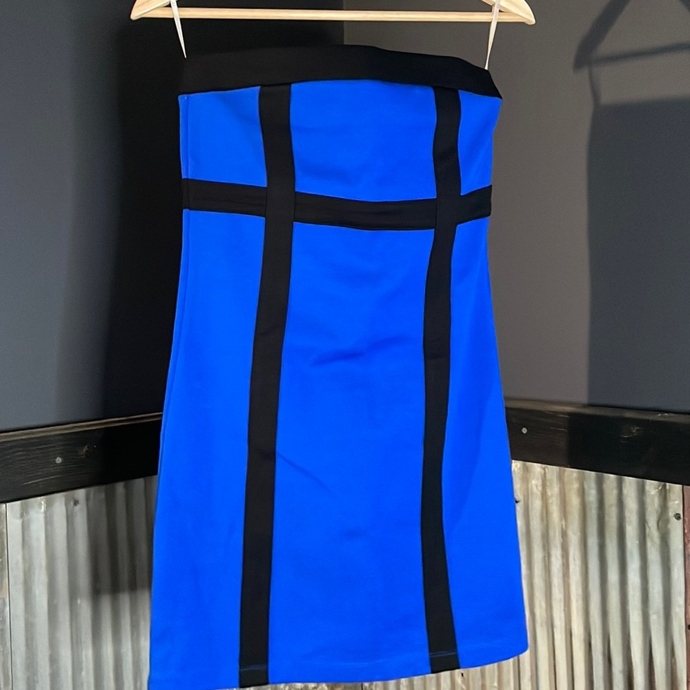 Blue and black strapless dress